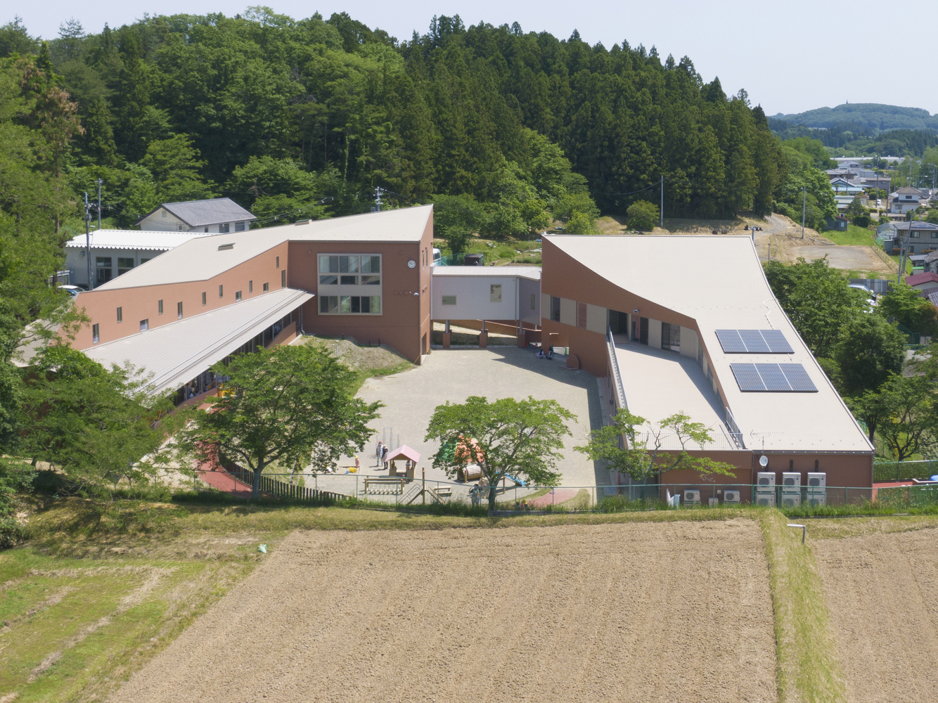 幼兒園環(huán)境設計的重要性體現(xiàn)在哪？